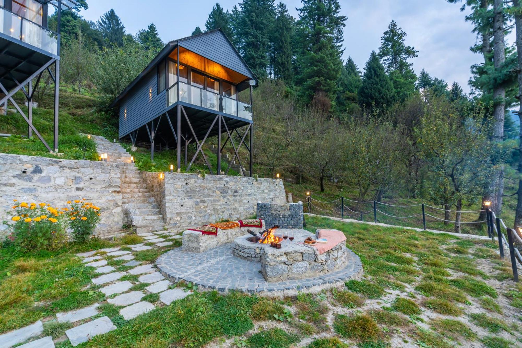 Montane , Sethan Lodge